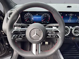 Mercedes-Benz GLA 250 Swiss Star AMG Line 4matic