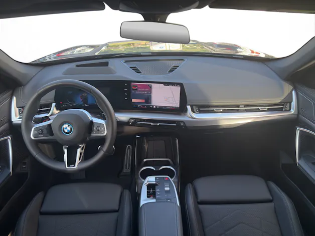 BMW X1 30e xDrive paddles