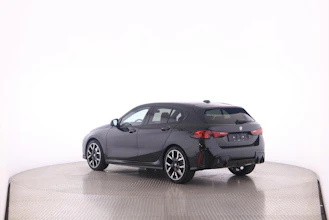 https://vehicle.imgix.net/4309166/25b91a9f-e5f2-4bec-ac3e-40c0e6adc615.jpg