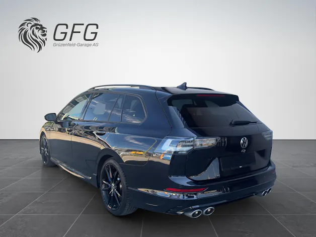 VW Golf VIII Variant 2.0 TSI R DSG 4motion