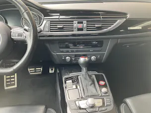 Audi Avant 4.0 V8 TFSI quattro T-Tronic