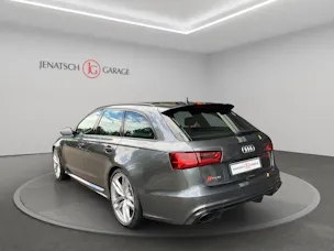 Audi Avant 4.0 V8 TFSI quattro T-Tronic