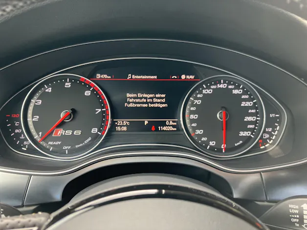 Audi Avant 4.0 V8 TFSI quattro T-Tronic