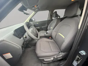 Kia EV2 42.2 kWh Air 4P / 7 CH-Jahre Herstellergarantie / Totwinkelassistent / Lenkradheizung / Sitzheizung vorne
