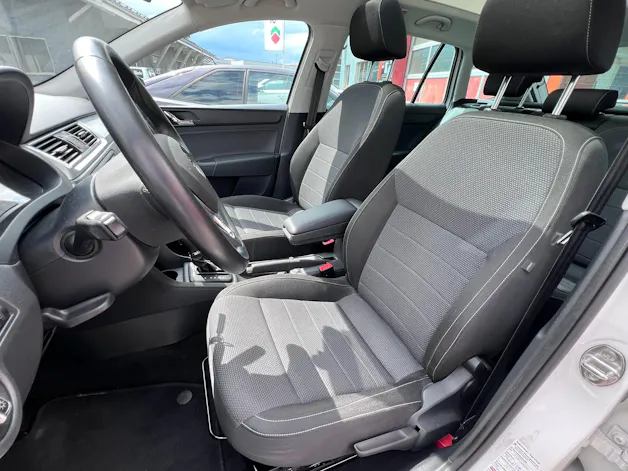 SKODA Rapid Spaceback 1.4 TSI Elegance DSG