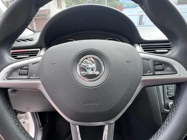 SKODA Rapid Spaceback 1.4 TSI Elegance DSG