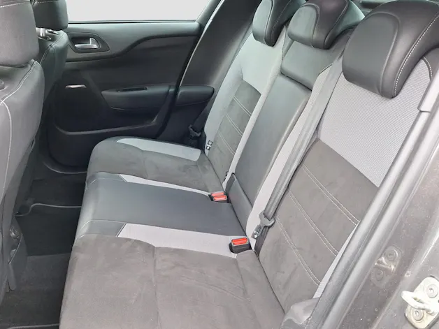 DS Automobiles 4 1.6 THP 165 Sport Chic