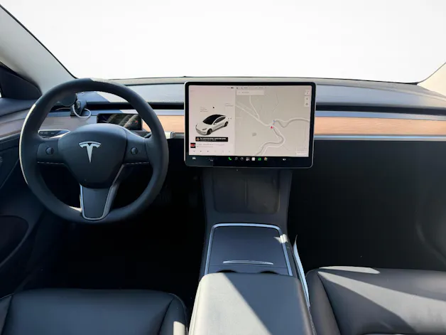 Tesla Model 3 Long Range D
