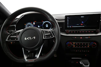 https://vehicle.imgix.net/4309346/529d2292-d8e8-4604-927e-0588ea35298c.jpg