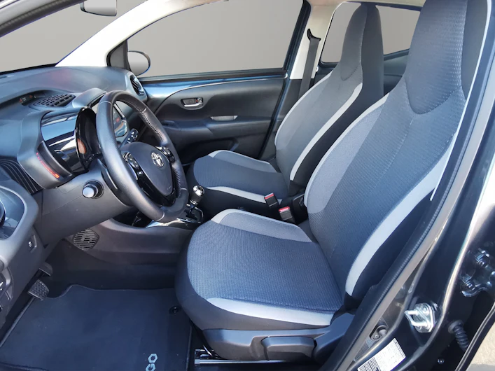 Fahrzeugbild TOYOTA AYGO