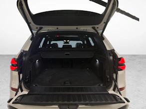 https://vehicle.imgix.net/4309440/d4a517a3-881d-4d62-b6d4-b0e1dfbe215e.jpg