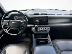 Land Rover Defender 110 3.0 D I6 300 X-Dynamic SE mit Standheizung