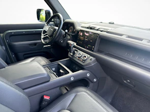 Fahrzeugbild LAND ROVER Defender 110 3.0 D I6 300 X-Dynamic SE mit Standheizung