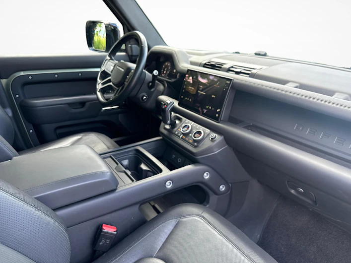 Fahrzeugbild LAND ROVER DEFENDER