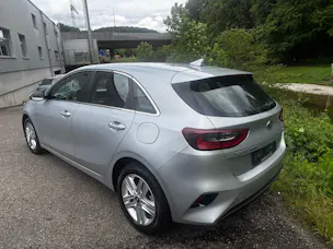 Kia Ceed 1.5 T-GDi MHEV Power