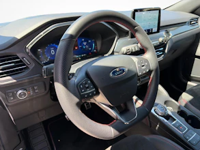 https://vehicle.imgix.net/4309540/a86b1b40-99fd-4742-b3b9-75fc56ee9e6f.jpg