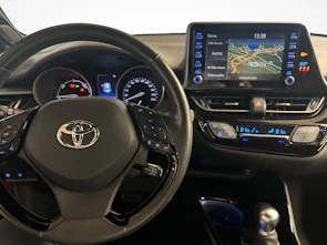image du véhicule TOYOTA C-HR 2.0 VVTi HSD Trend