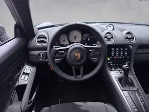 Porsche 718 Cayman GT4 RS