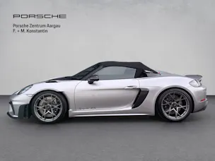 Porsche 718 Spyder RS