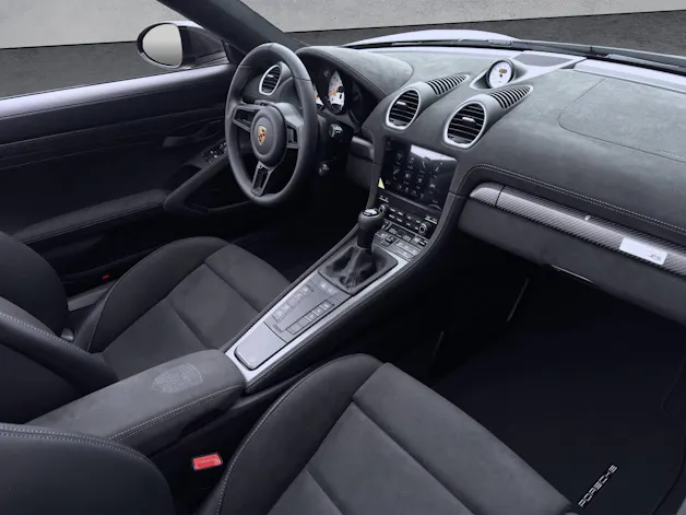 PORSCHE 718 Spyder RS