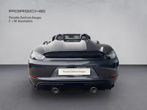 PORSCHE 718 Spyder RS