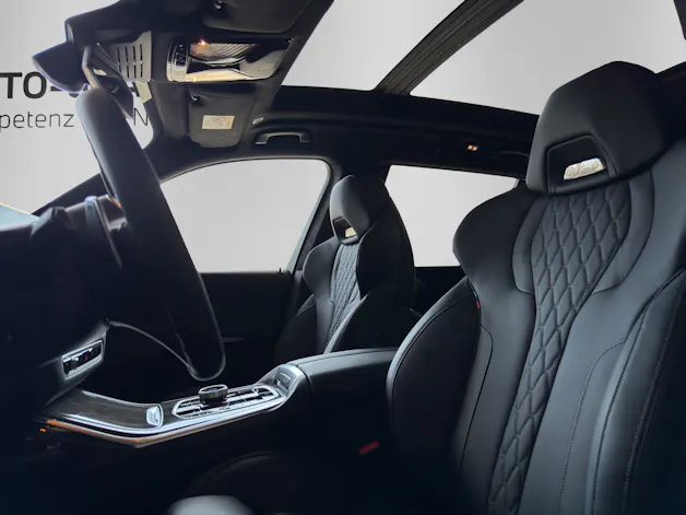 BMW X7 40i xDrive M Sport Pro (7-Plätzer)