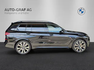 BMW X7 40i xDrive M Sport Pro (7-Plätzer)