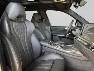 BMW X7 40i xDrive M Sport Pro (7-Plätzer)