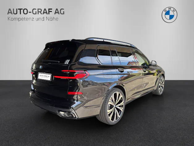 BMW X7 40i xDrive M Sport Pro (7-Plätzer)