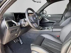 BMW X7 40i xDrive M Sport Pro (7-Plätzer)