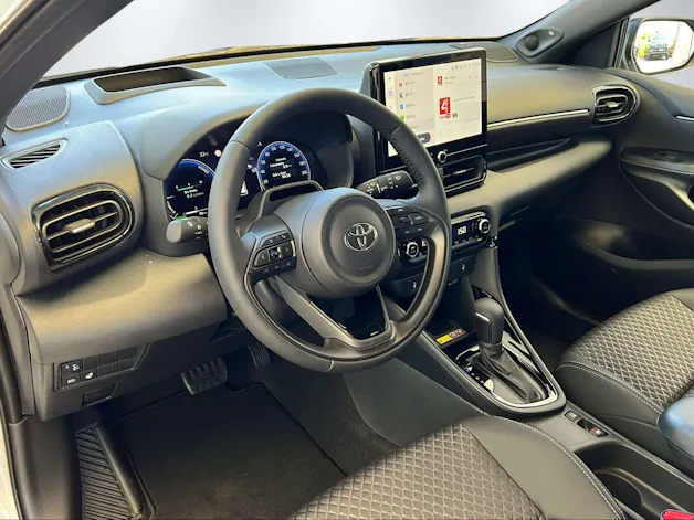 Toyota Yaris 1.5 VVT-i HSD Premium