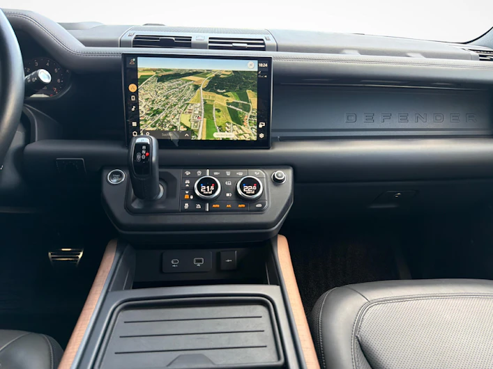 image du véhicule LAND ROVER DEFENDER