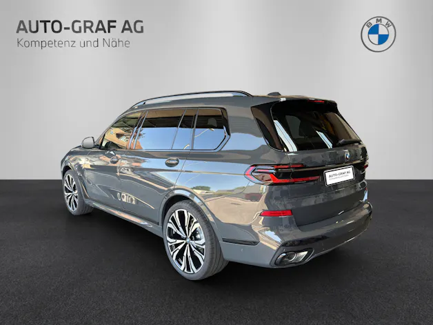 BMW X7 40i xDrive M Sport Pro (7-Plätzer)