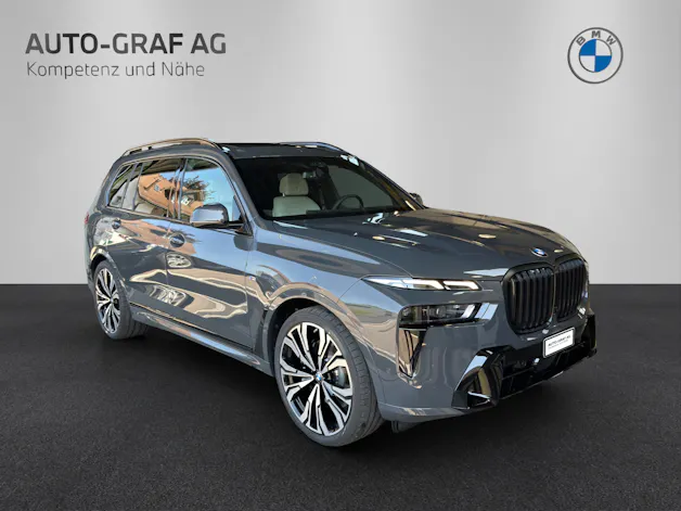 BMW X7 40i xDrive M Sport Pro (7-Plätzer)