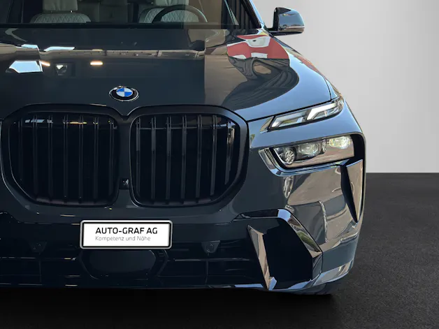 BMW X7 40i xDrive M Sport Pro (7-Plätzer)
