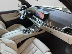BMW X7 40i xDrive M Sport Pro (7-Plätzer)