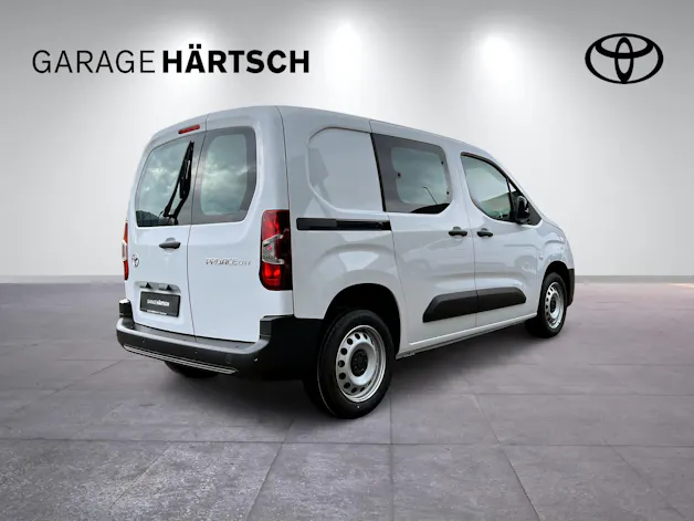 Toyota PROACE CITY Van L1 1.5 D Active
