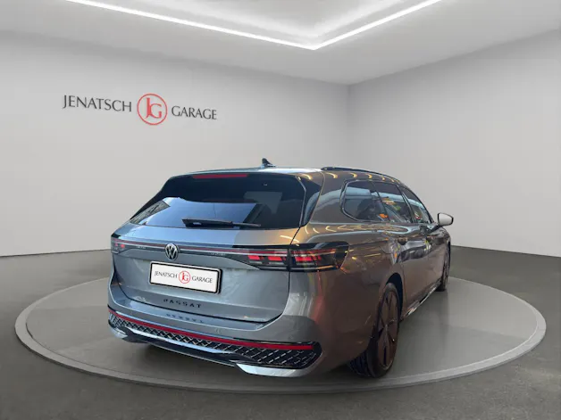 VW Passat Variant 2.0 TDI R-Line DSG 4motion