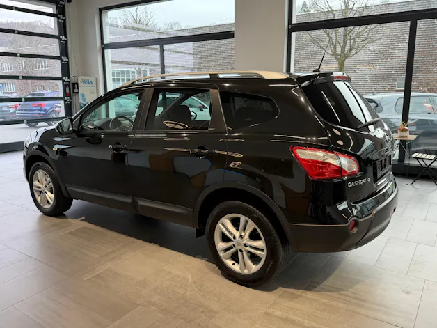 Nissan Qashqai +2 2.0 4WD tekna XTronic CVT