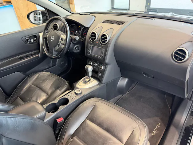 Nissan Qashqai +2 2.0 4WD tekna XTronic CVT