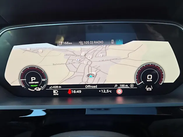 Audi e-tron 55 Sportback S Line quattro Daytonagrau Perleffekt