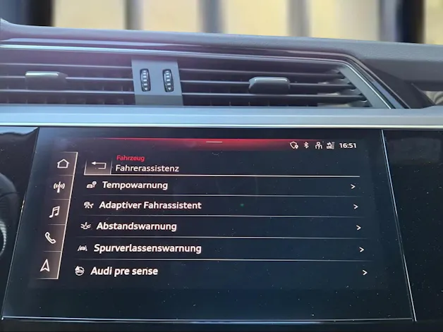 Audi e-tron 55 Sportback S Line quattro Daytonagrau Perleffekt