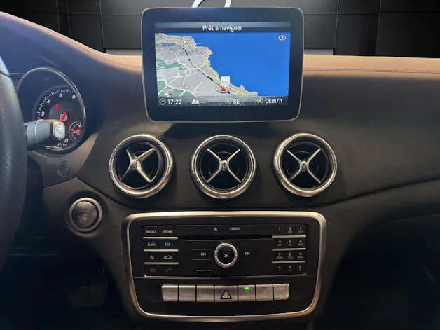 Mercedes-Benz CLA 200 Night Star