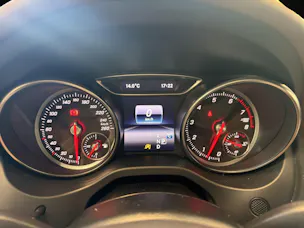 Mercedes-Benz CLA 200 Night Star