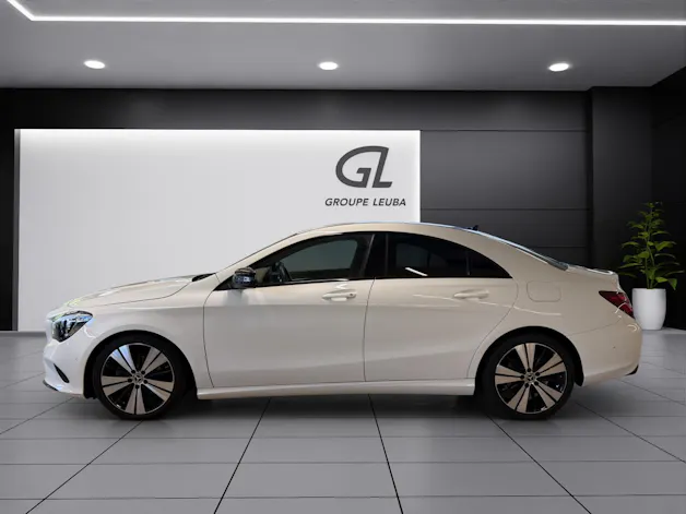Mercedes-Benz CLA 200 Night Star