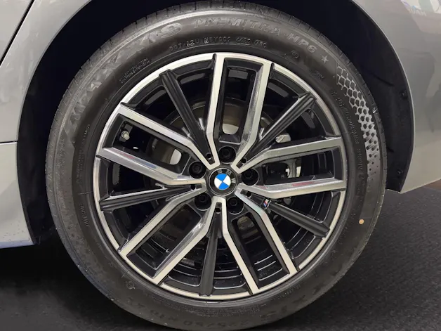 BMW 230e xDrive Active Tourer