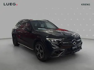Mercedes-Benz GLC 200 4M - AMG / 360 Grad Kamera / Panorama-Dach / AHK