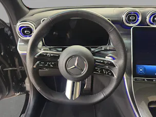 Mercedes-Benz GLC 200 4M - AMG / 360 Grad Kamera / Panorama-Dach / AHK