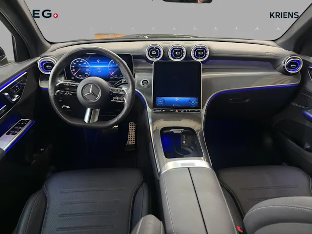 Mercedes-Benz GLC 200 4M - AMG / 360 Grad Kamera / Panorama-Dach / AHK