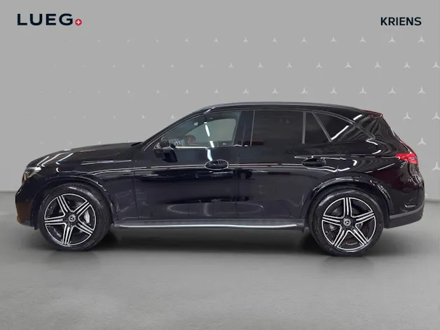 Mercedes-Benz GLC 200 4M - AMG / 360 Grad Kamera / Panorama-Dach / AHK